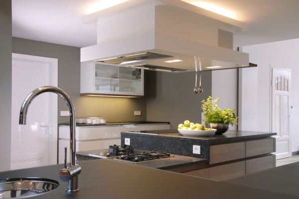 Aktivküche mit Kochinsel | Rotte – Die Tischlerei